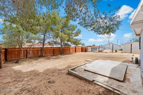27035 Jerome St, Boron, CA 93516 photo 31