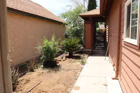 1223 Ave R7 E, Palmdale, CA 93550 photo 2