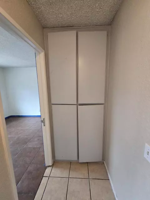 1223 Ave R7 E, Palmdale, CA 93550 photo 12