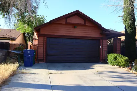 1223 Ave R7 E, Palmdale, CA 93550