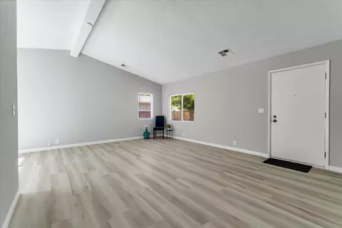 Living - 43638 Oleander St, Lancaster, CA 93535 photo 1 of 2