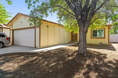 43638 Oleander St, Lancaster, CA 93535