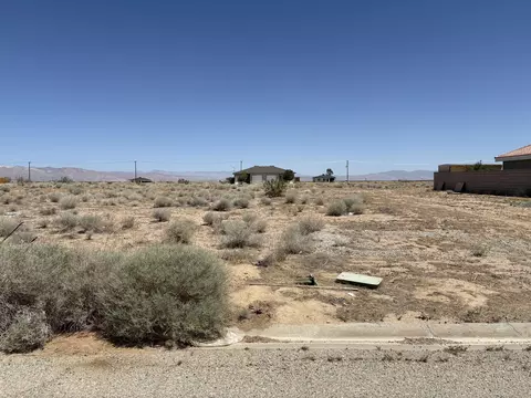 Charles Place, California City, CA 93505