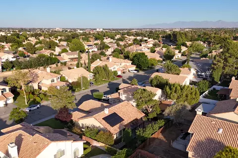 44545 Shadowcrest Dr, Lancaster, CA 93536 photo 63