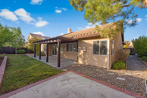 44545 Shadowcrest Dr, Lancaster, CA 93536 photo 48