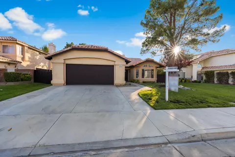 44545 Shadowcrest Dr, Lancaster, CA 93536 photo 58