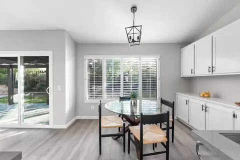 44545 Shadowcrest Dr, Lancaster, CA 93536 photo 22