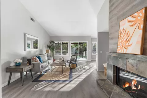 44545 Shadowcrest Dr, Lancaster, CA 93536 photo 12