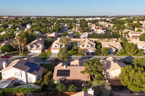 44545 Shadowcrest Dr, Lancaster, CA 93536 photo 62