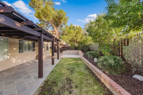 44545 Shadowcrest Dr, Lancaster, CA 93536 photo 53