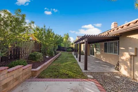 44545 Shadowcrest Dr, Lancaster, CA 93536 photo 47
