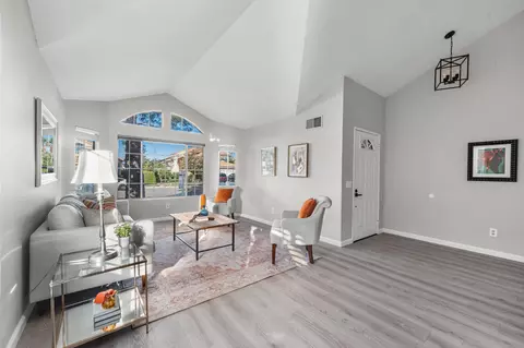44545 Shadowcrest Dr, Lancaster, CA 93536 photo 6
