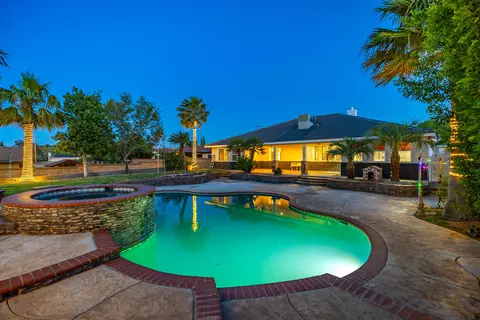 5345 Ave M8 W, Quartz Hill, CA 93536