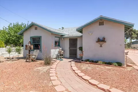 Exterior - 43120 7th Street E St E, Lancaster, CA 93535 photo 3 of 5