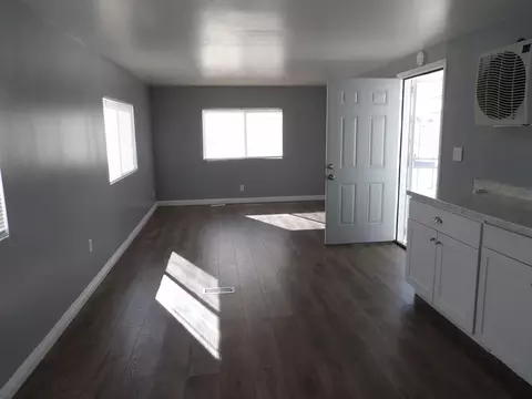 3753 E Avenue I #7, Lancaster, CA 93535 photo 2