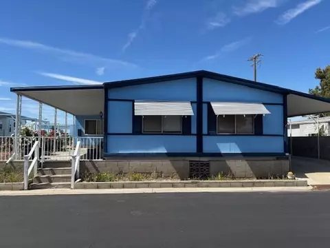 48303 20th St W #206, Lancaster, CA 93534
