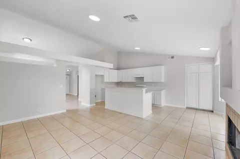 Living - 2101 Thomas Dr, Lancaster, CA 93535 photo 9 of 11