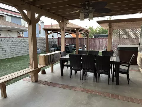 Exterior - 37847 Tackstem St, Palmdale, CA 93552 photo 3 of 4