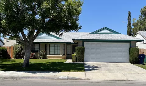 1341 Avenue H8 W, Lancaster, CA 93534