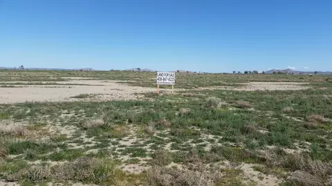 75 East Avenue J 10, Lancaster, CA 93535 photo 7