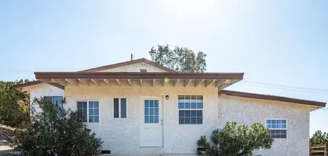 35604 12 Pearblossom Hwy, Palmdale, CA 93550