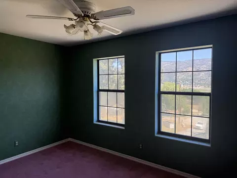 Bedroom - 22600 Sunrise Ct, Tehachapi, CA 93561 photo 2 of 5