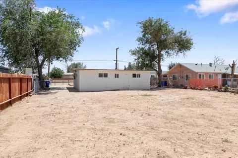 Exterior - 12074 Lee Ave, Adelanto, CA 92301 photo 2 of 4
