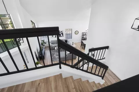 Entry Way - 2012 Comstock Ct, Palmdale, CA 93551 photo 4 of 6