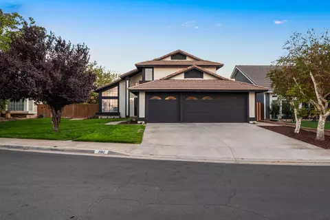 2012 Comstock Ct, Palmdale, CA 93551