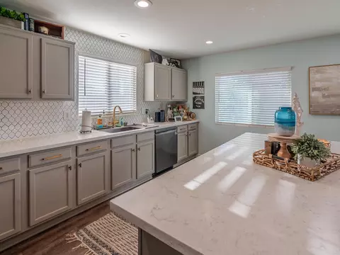 3031 Lingard St E, Lancaster, CA 93535 photo 4