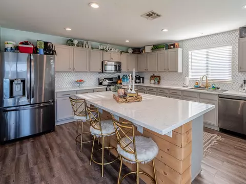 3031 Lingard St E, Lancaster, CA 93535 photo 5