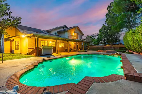 43728 Sugar St, Lancaster, CA 93536 photo 3
