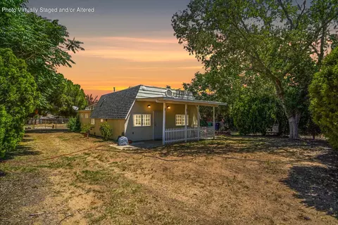 5233 Ave M-4 W, Lancaster, CA 93536