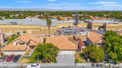 View/Area - 1031 Ave J 3 E, Lancaster, CA 93535 photo 1 of 2