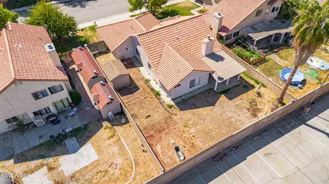 View/Area - 1031 Ave J 3 E, Lancaster, CA 93535 photo 2 of 2
