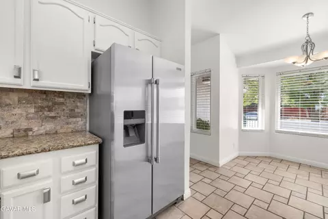 Kitchen - 1031 Ave J 3 E, Lancaster, CA 93535 photo 3 of 3