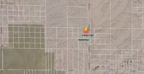 Cor Avenue E8 Drt 220 Ste, Lancaster, CA 93535