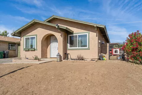 42045 Thornbush Ave, Lancaster, CA 93536