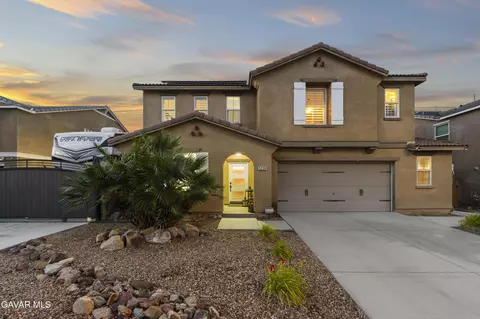 5239 Jade Ct, Lancaster, CA 93536