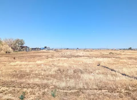 60 Th Street West H10 St W, Del Sur, CA 93536