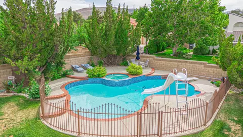 Exterior - 5340 Gardendale Ln, Palmdale, CA 93551 photo 21 of 22