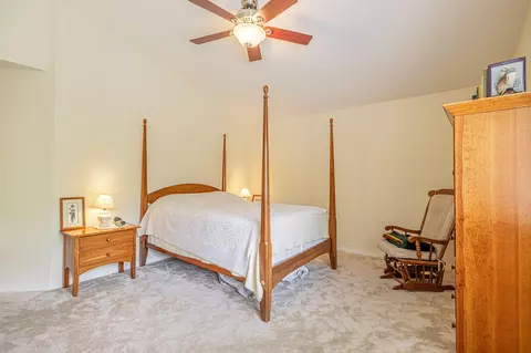 Bedroom - 5340 Gardendale Ln, Palmdale, CA 93551 photo 5 of 6