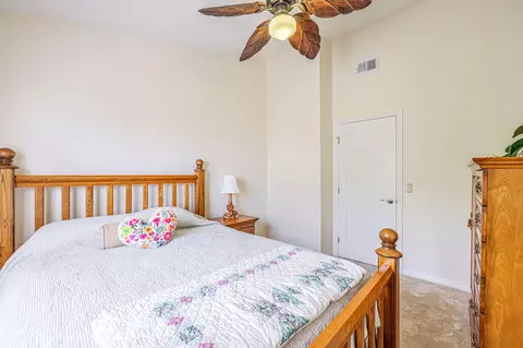 Bedroom - 5340 Gardendale Ln, Palmdale, CA 93551 photo 2 of 6