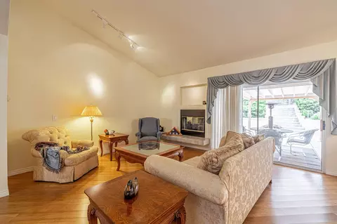 Living - 5340 Gardendale Ln, Palmdale, CA 93551 photo 1 of 5