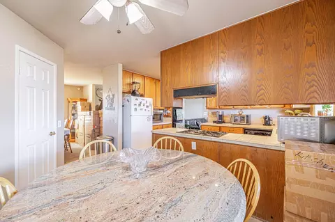 Kitchen - 50314 255th St W, Lancaster, CA 93536 photo 4 of 4