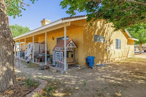 Exterior - 50314 255th St W, Lancaster, CA 93536 photo 7 of 9