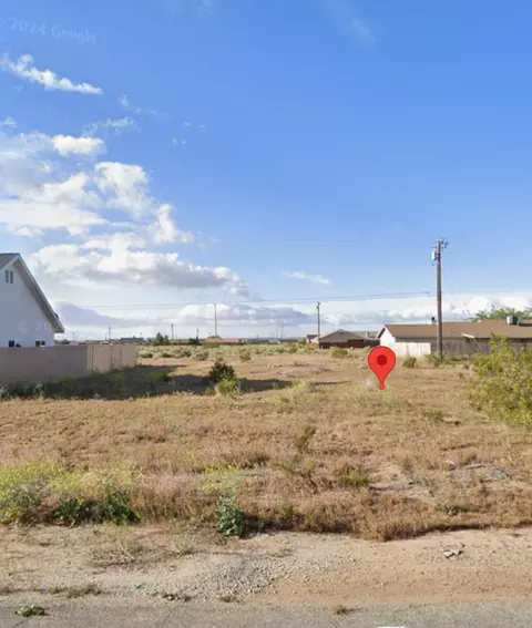 01 Bay Ave, California City, CA 93505