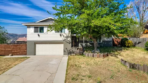 22150 Buena Vista St, Tehachapi, CA 93561