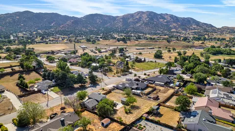 22150 Buena Vista St, Tehachapi, CA 93561 photo 41