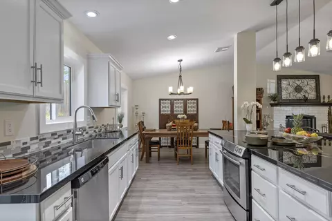 22150 Buena Vista St, Tehachapi, CA 93561 photo 9